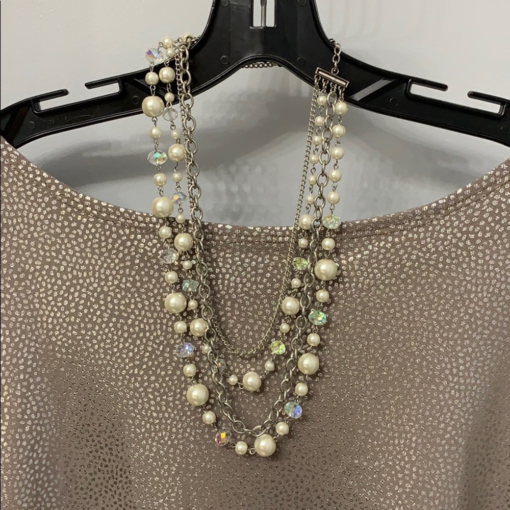 Pearl and chain four layer necklace